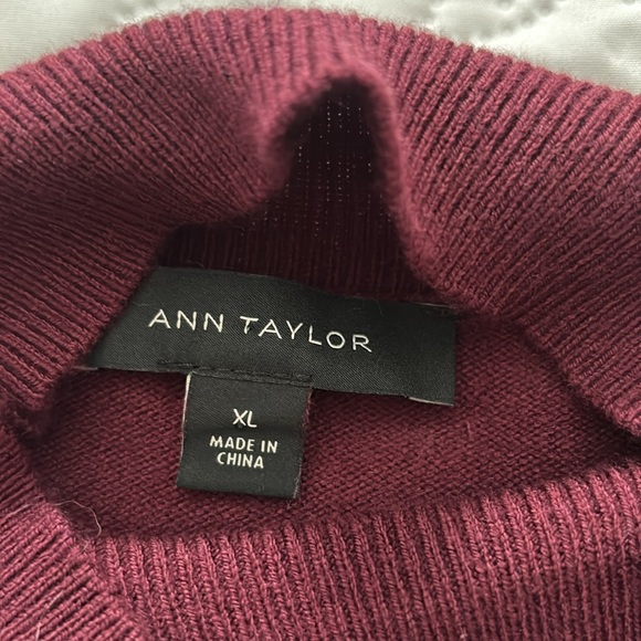 Ann Taylor Sweater SizeXL Bin FW2 - Picture 4 of 7